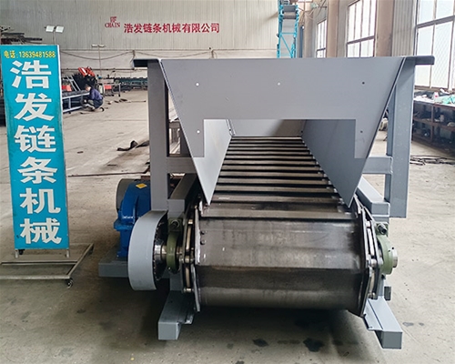 鱗板輸送機